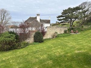 Photo 19- click for photo gallery